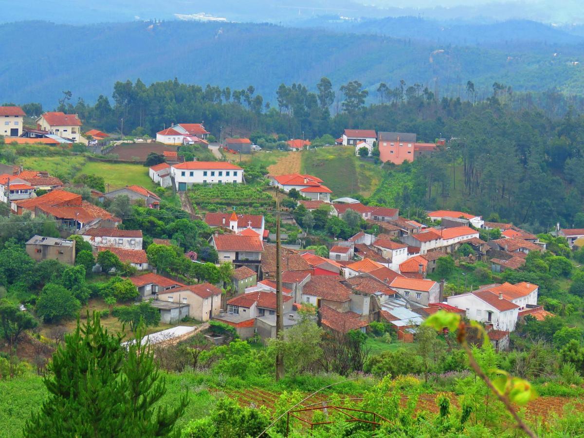 Casa Eira Do Povo 1 Pensionat Vale de Colmeias Exteriör bild